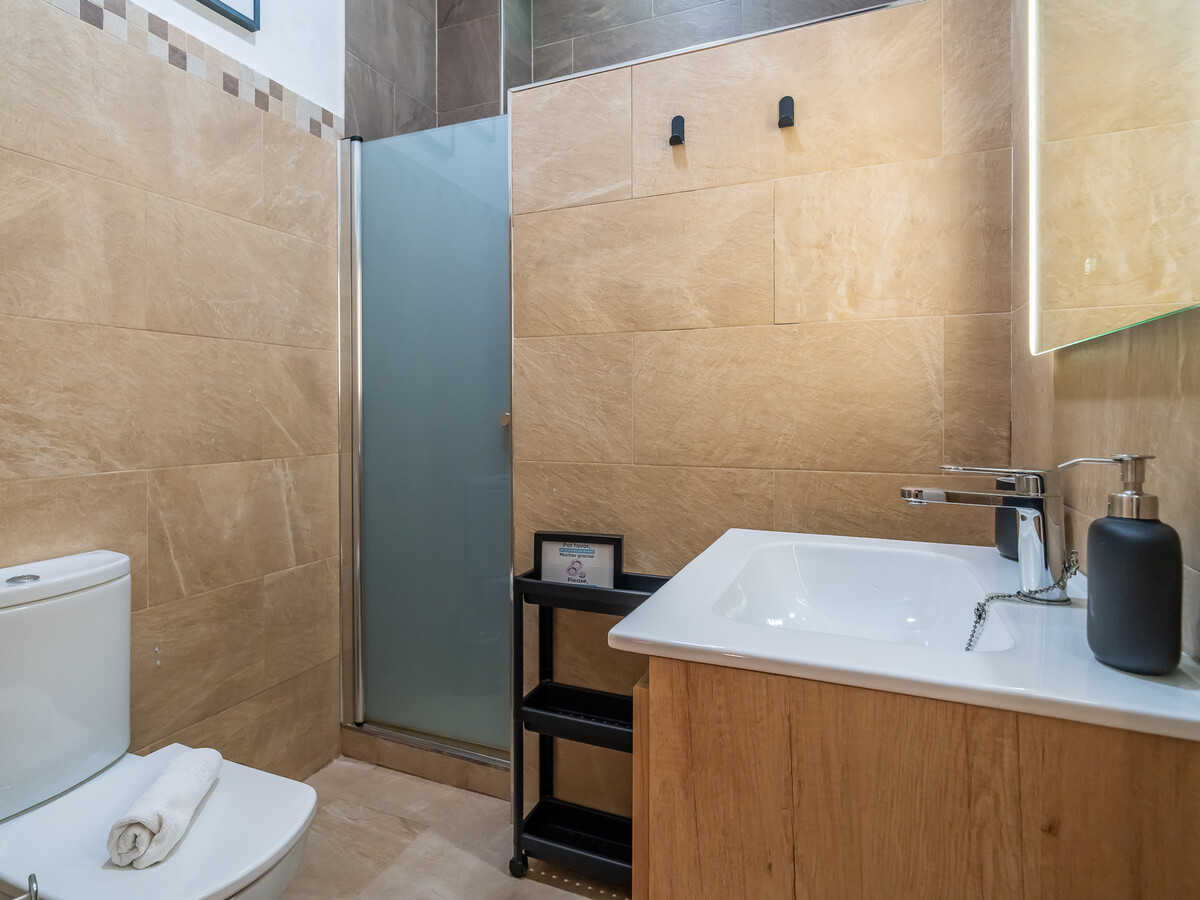 Appartement 38 m² avec patio au cœur historique de Málaga - Photo 13