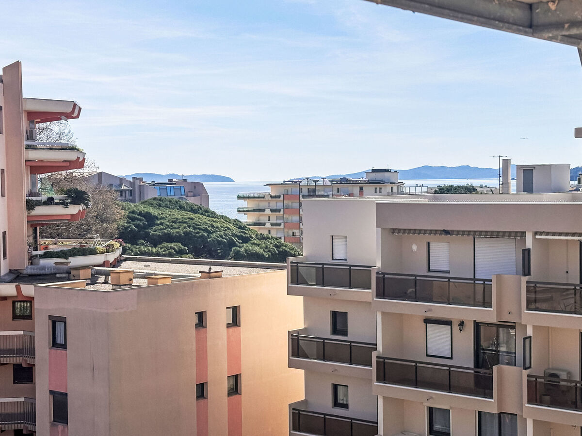 Appartement Saint James au Lavandou, vue mer - Photo 3