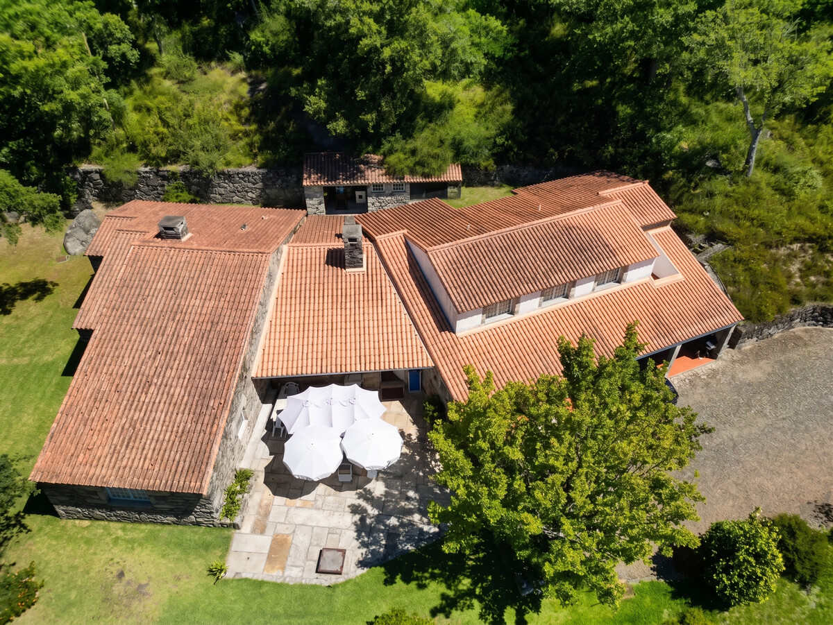 Villa avec piscine privée et vue montagne à Curvos, 12 personnes - Photo 54