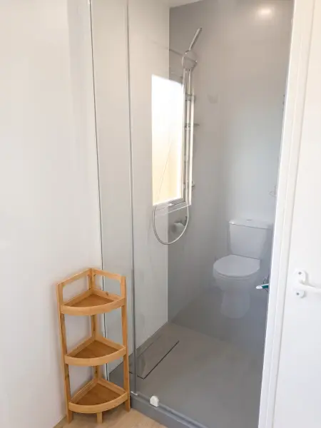 Bungalow moderne 8 pers. à Canet-en-Roussillon, accès 3 piscines : photo 14
