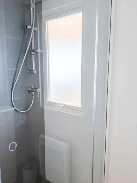 Bungalow moderne 8 pers. à Canet-en-Roussillon, accès 3 piscines : photo 15