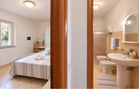 Appartement 4 personnes à Ricadi : photo 6