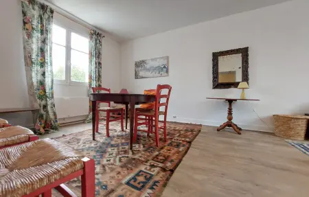 Appartement 4 chambres avec jardin méditerranéen au Château-d'Oléron : photo 4
