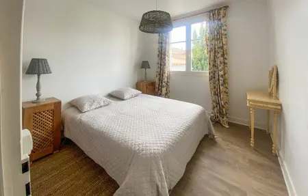 Appartement 4 chambres avec jardin méditerranéen au Château-d'Oléron : photo 8