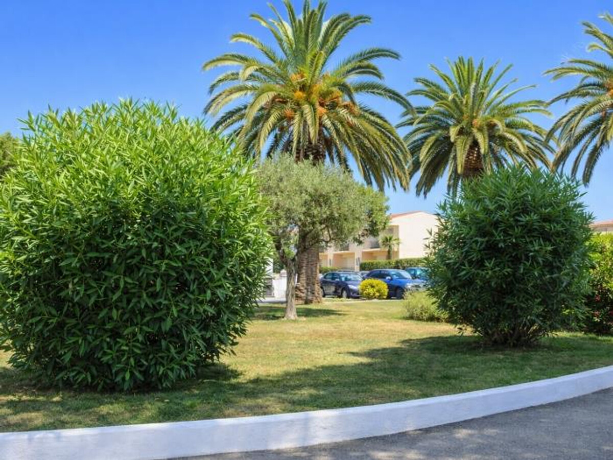 Appartement vue mer à La Fosca, terrasse et parking - Photo 11