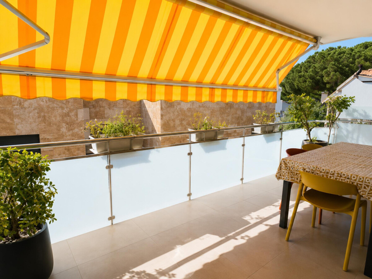 Appartement 2 ch, piscine et parking à 300 m plage - Photo 3