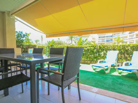 Appartement 2 chambres Cambrils, terrasse jardin privé : photo 9