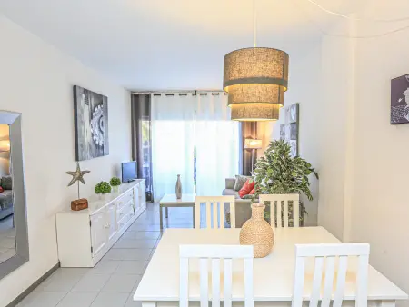 Appartement 2 chambres Cambrils, terrasse jardin privé : photo 17