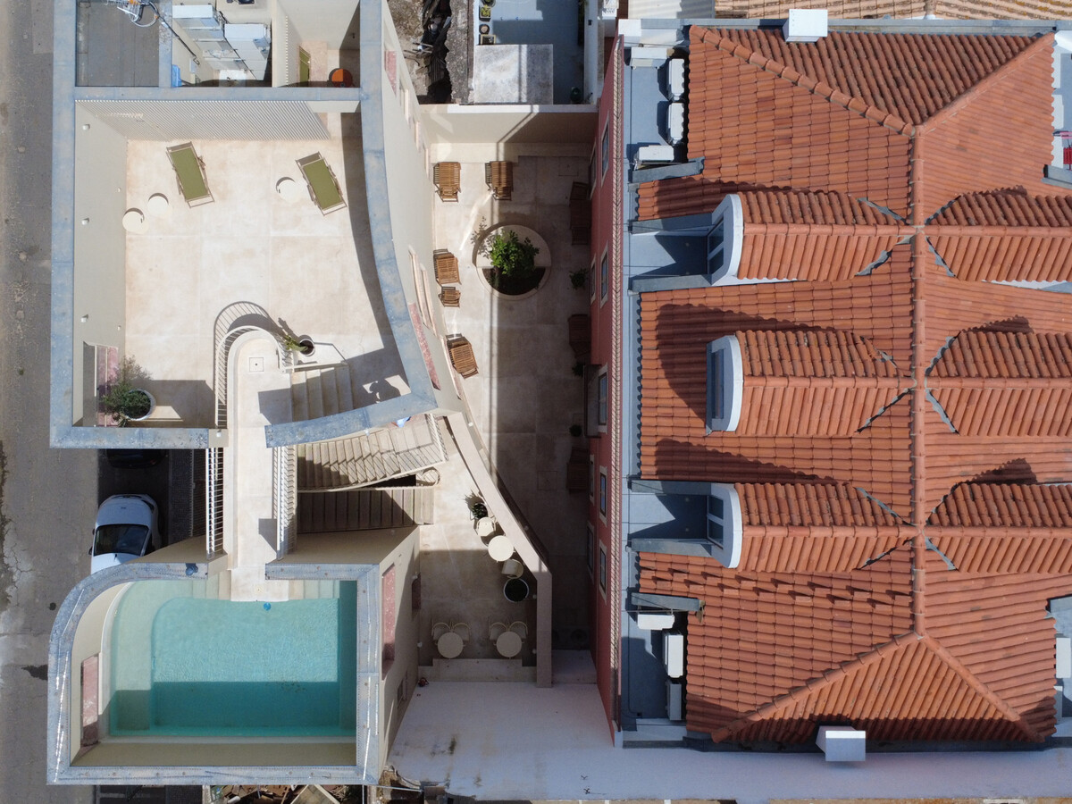 T1 dans palais XIXe rénové avec piscine rooftop - Photo 24