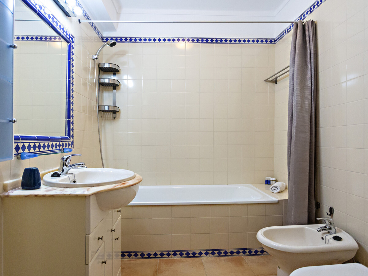 Appartement vintage à 140m de l'île de Cabanas - Photo 5