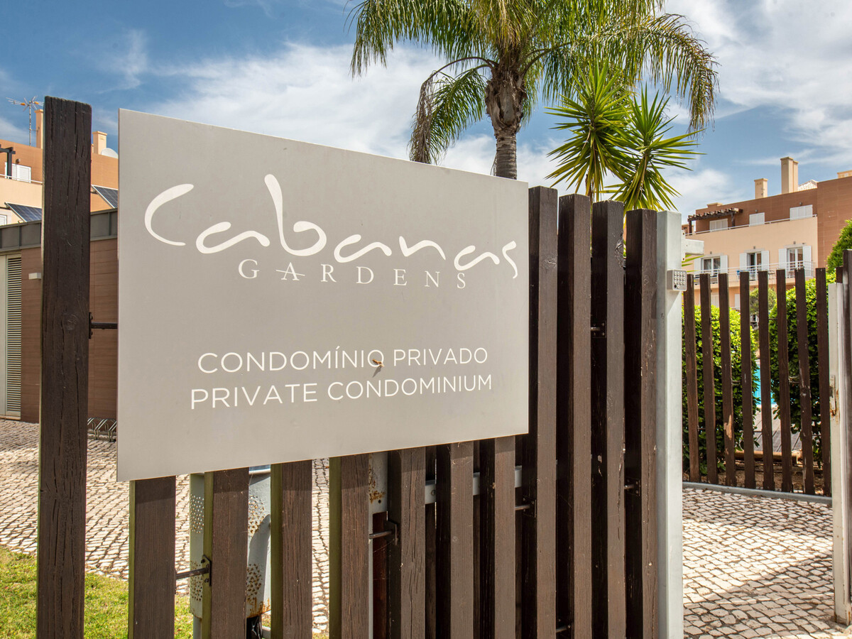 Duplex rénové Cabanas Gardens avec 2 terrasses et piscines - Photo 35