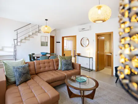 Location gite à Faro, Villa moderne à Faro - 3 Ch, Patio et Climatisation