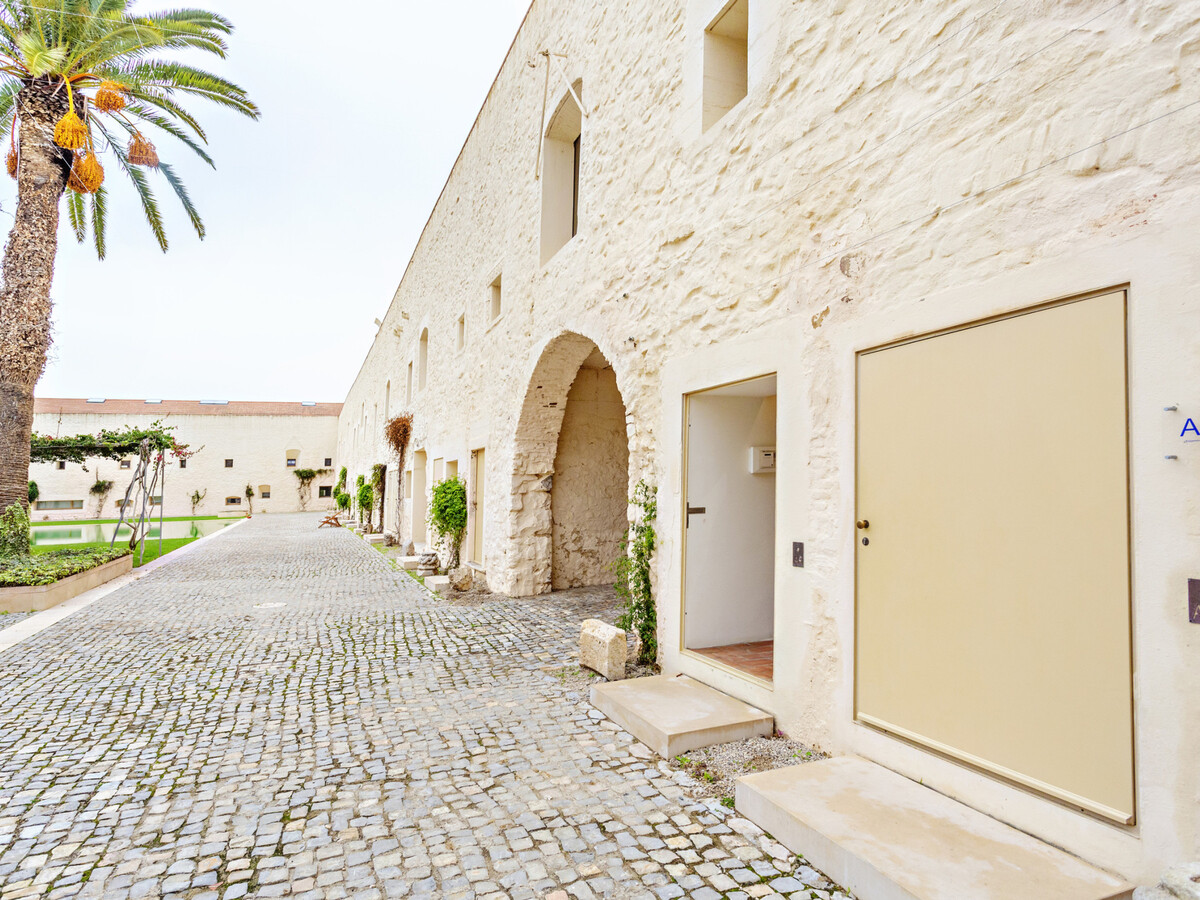 Appartement dans un couvent historique rénové, piscine à Tavira - Photo 11