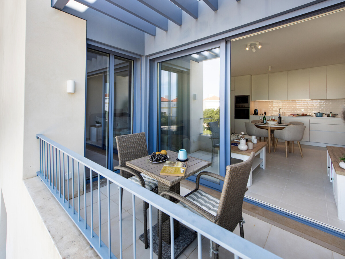T2 épuré avec véranda, garage et piscine à Tavira - Photo 12