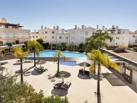Location appartement à Tavira, Appartement Moderne à Cabanas avec Terrasse Privée