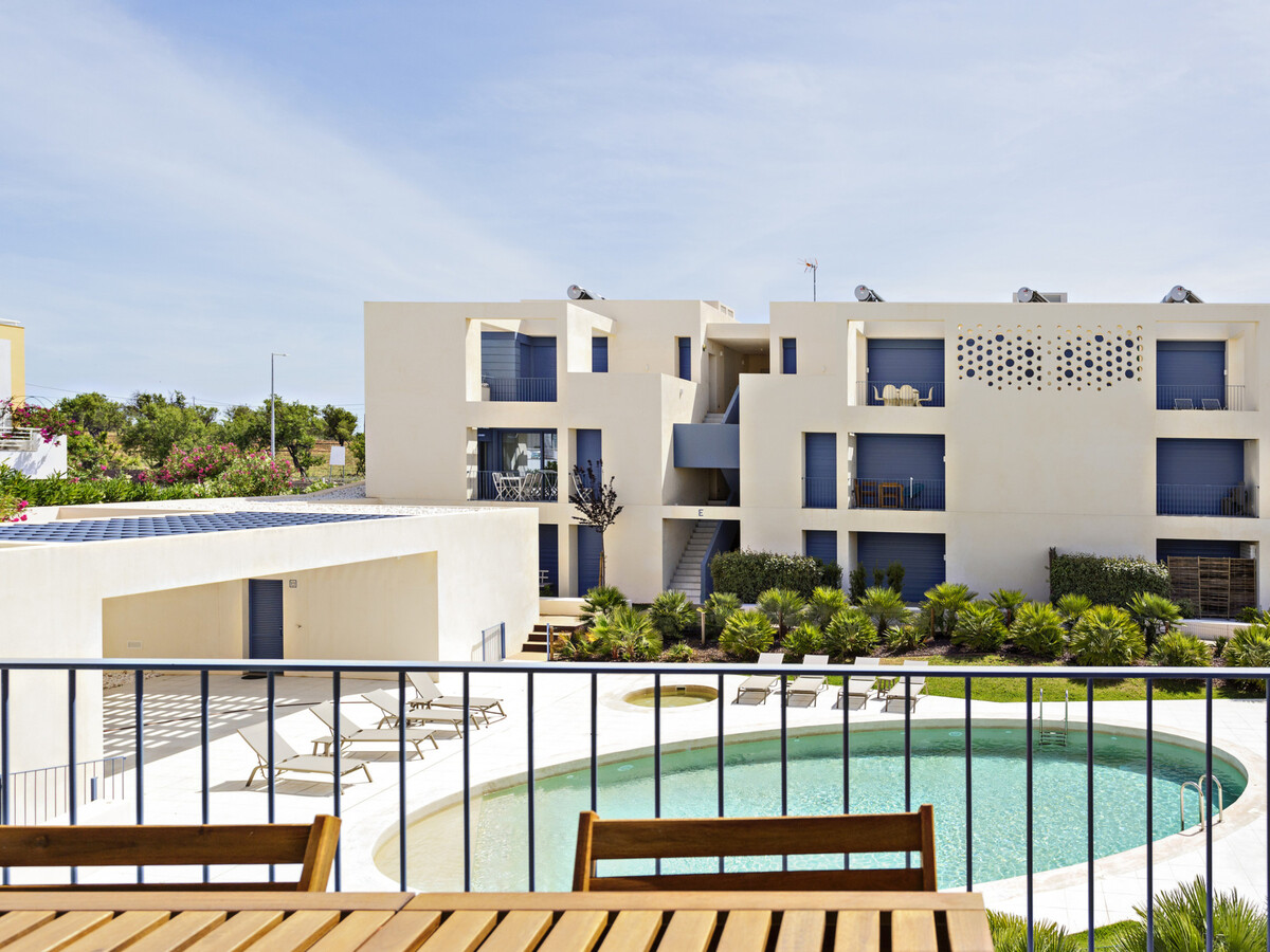 Appartement 2 chambres avec balcon à 280m de l'île - Photo 2