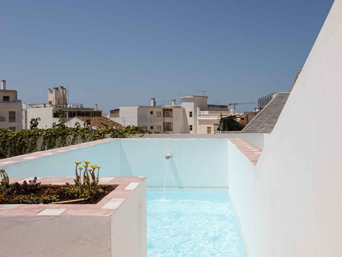T2 Art Nouveau avec piscine privée au centre de Faro - Photo 5