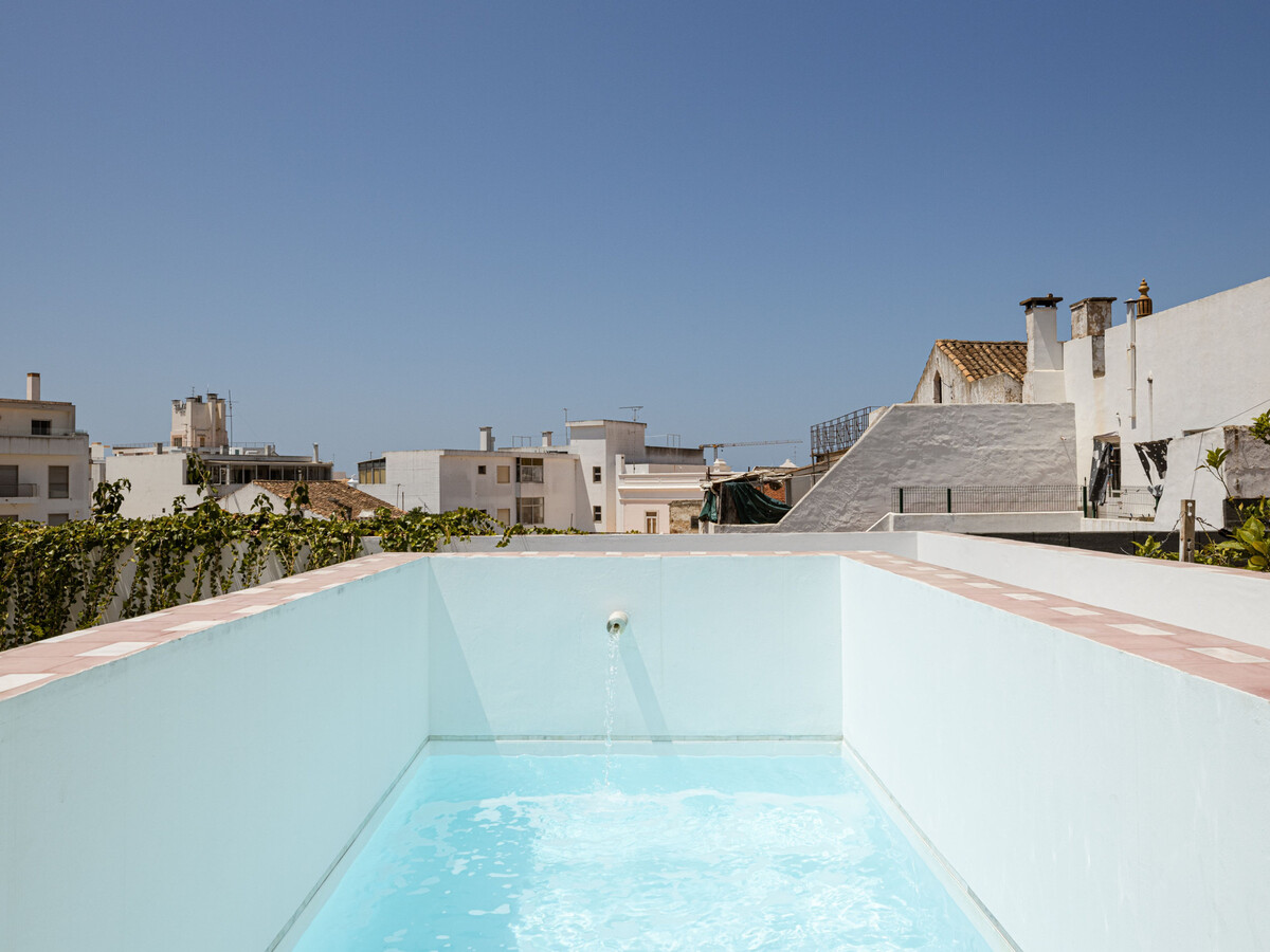 T2 Art Nouveau avec piscine privée au centre de Faro - Photo 21