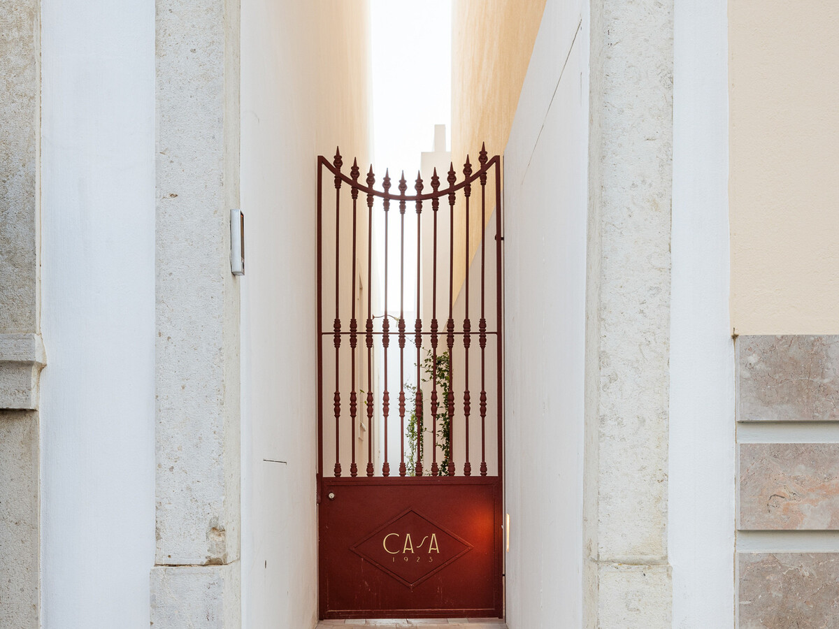 T2 Art Nouveau avec piscine privée au centre de Faro - Photo 23