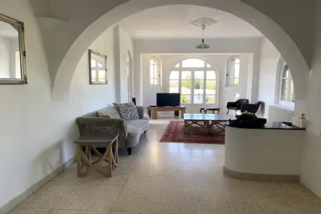 Maison 6 chambres avec piscine privée, vallée de la Cèze : photo 3