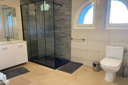 Maison 6 chambres avec piscine privée, vallée de la Cèze : photo 36