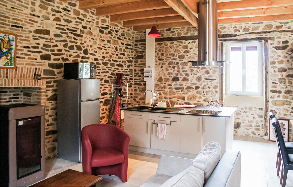 Maison pierre et poutres avec piscine privée, Saint-Priest-les-Fougères - Photo 5