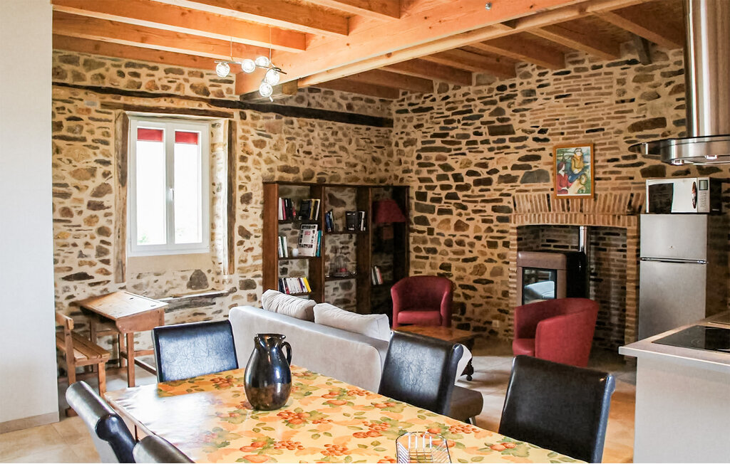 Maison pierre et poutres avec piscine privée, Saint-Priest-les-Fougères - Photo 6