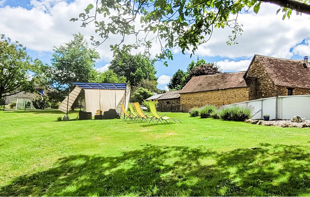 Maison pierre et poutres avec piscine privée, Saint-Priest-les-Fougères - Photo 11