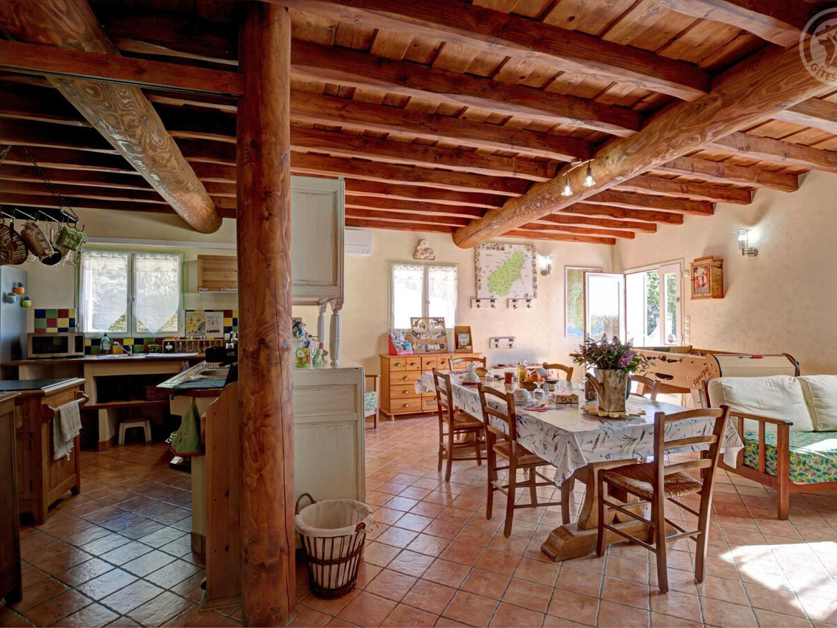 Le Piégonnier, gîte 10 pers. à Chavanay, cour fermée - Photo 5