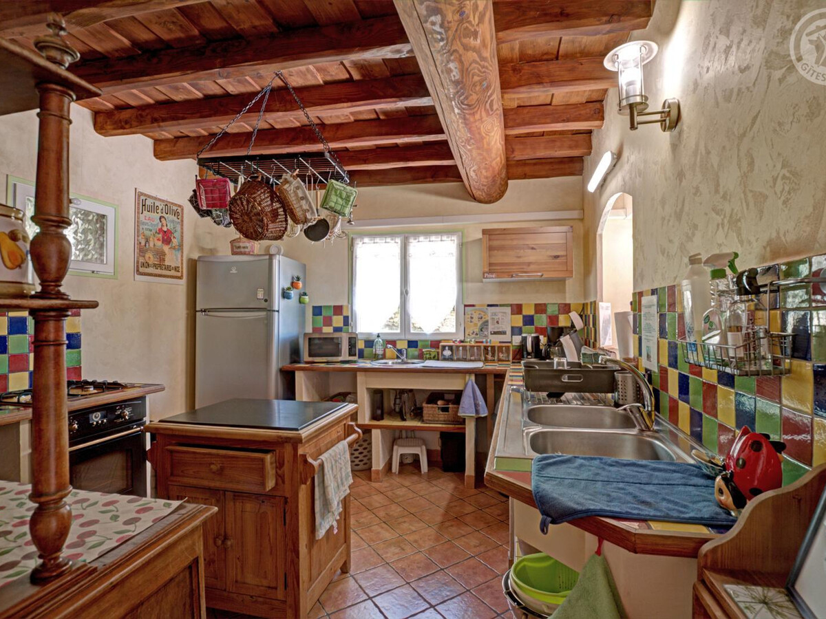 Le Piégonnier, gîte 10 pers. à Chavanay, cour fermée - Photo 6