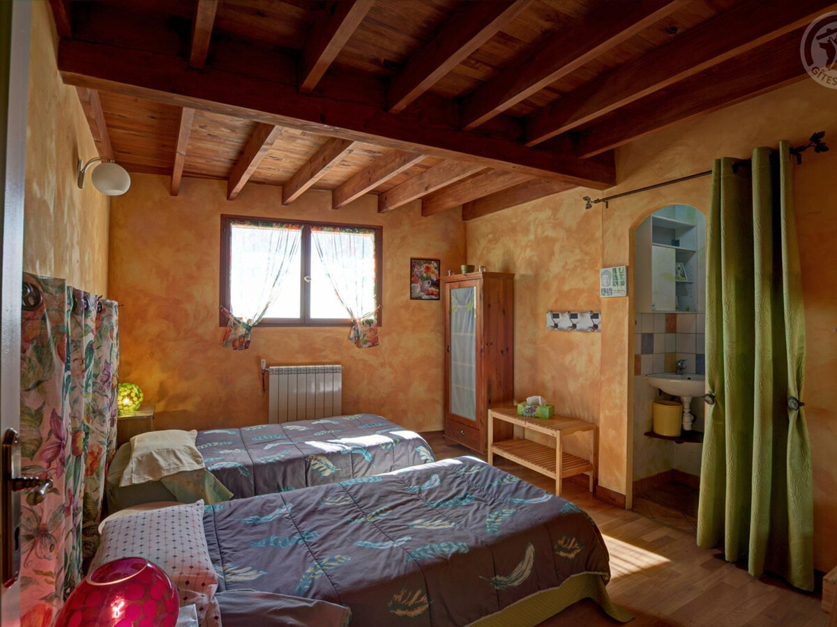 Le Piégonnier, gîte 10 pers. à Chavanay, cour fermée - Photo 14