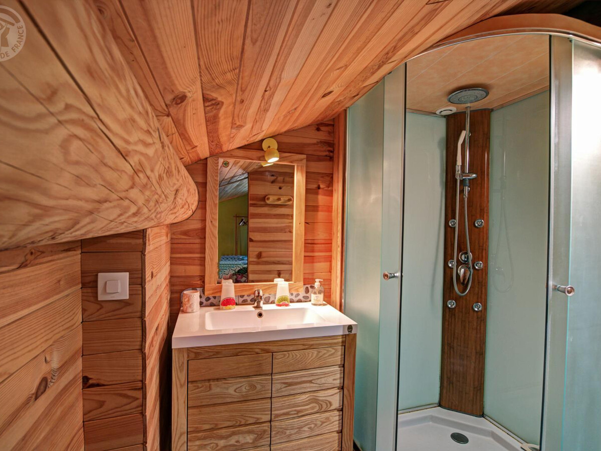 Le Piégonnier, gîte 10 pers. à Chavanay, cour fermée - Photo 24