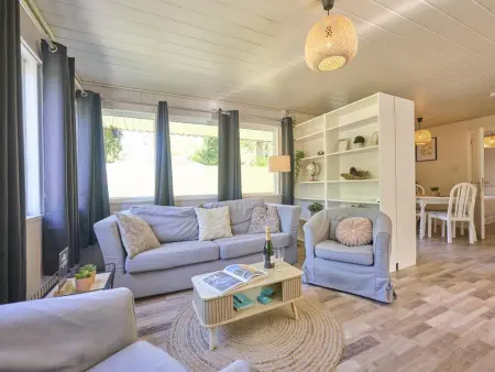 Maison de vacances indépendante avec jardin privé clôturé à Zutendaal : photo 9