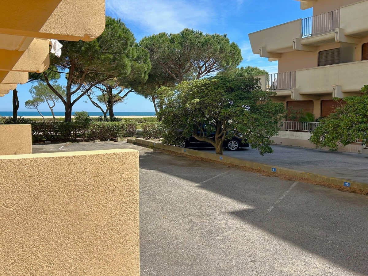 Studio bord de plage avec terrasse à Argelès-sur-Mer - Photo 1