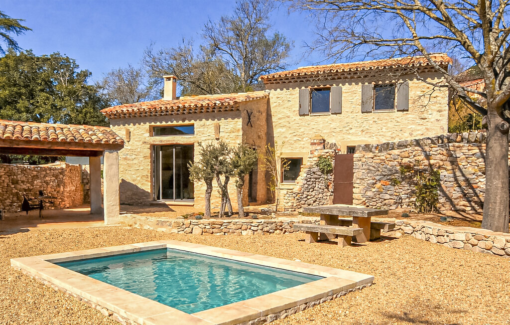 Maison en pierre avec piscine à Rustrel - Photo 1