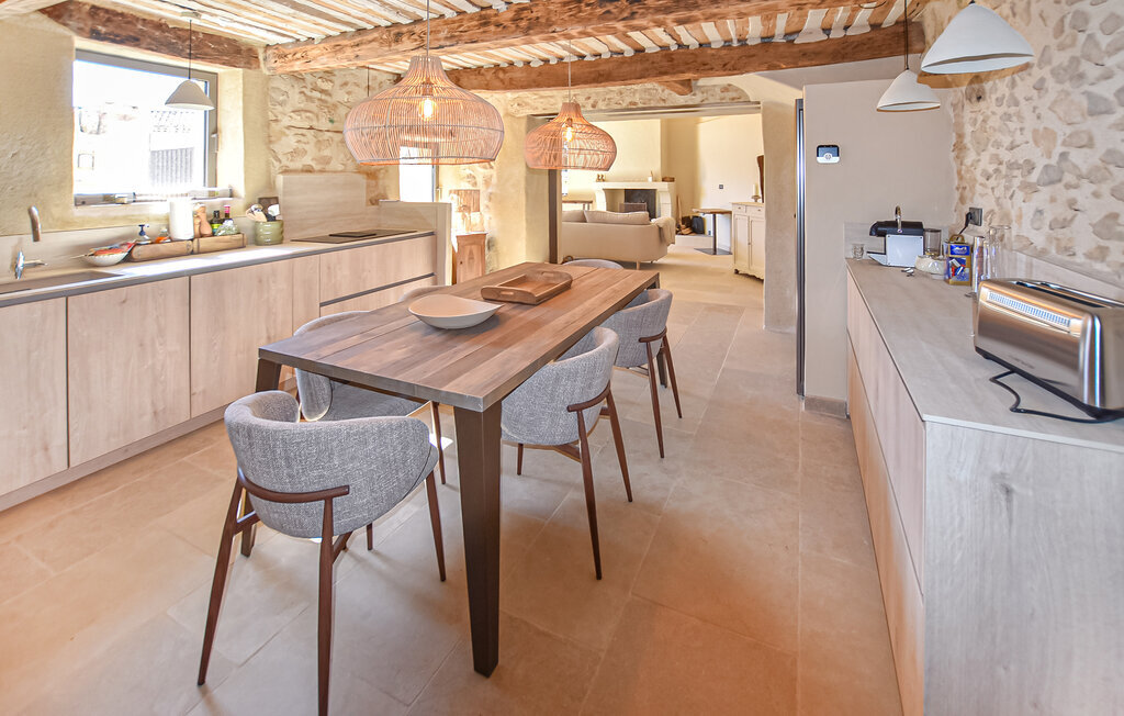 Maison en pierre avec piscine à Rustrel - Photo 4