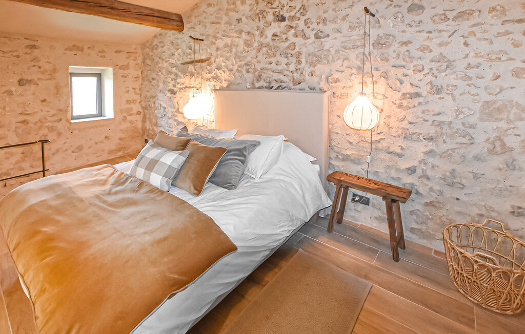 Maison en pierre avec piscine à Rustrel - Photo 10
