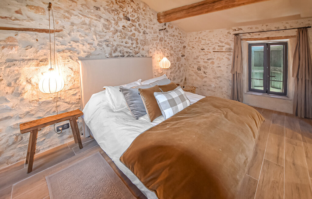 Maison en pierre avec piscine à Rustrel - Photo 11