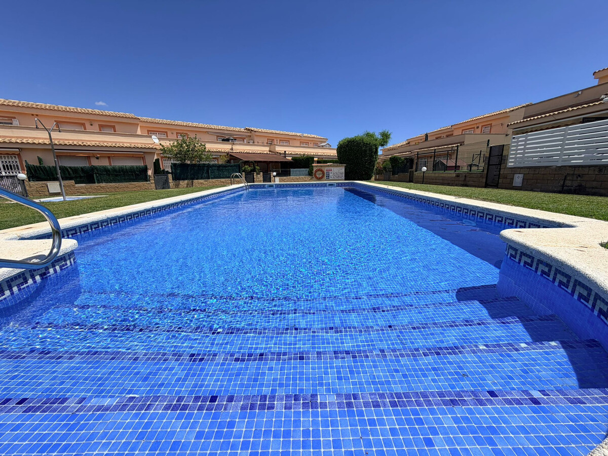 Maison 6 pers. avec piscine à Miami Platja - Photo 1