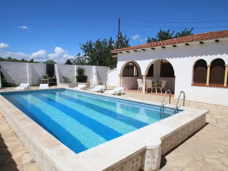 Location villa à Mont roig del Camp, Villa familiale avec piscine privée - 10 pers.