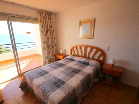 Appartement 6 pers. vue mer et montagne à 50m de plage : photo 2