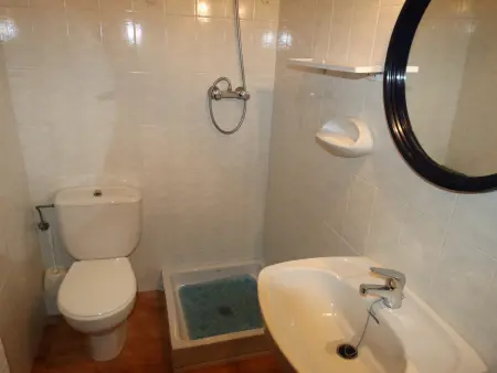 Appartement 6 pers. vue mer et montagne à 50m de plage : photo 7