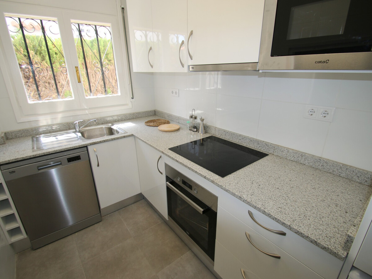Appartement Luisa, 2 chambres à 600 m de la plage - Photo 4