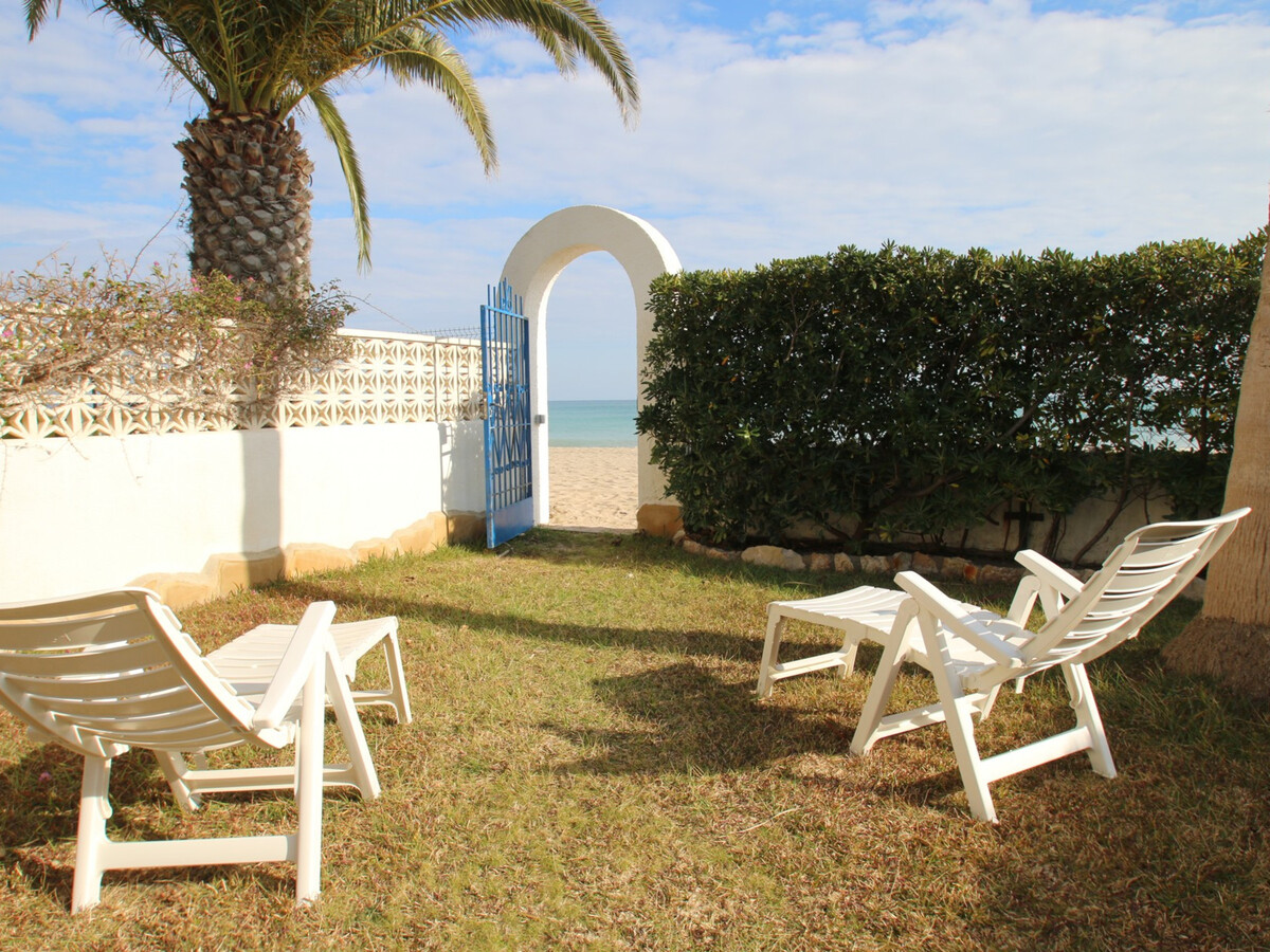 Maison 3 ch. en front de mer à Miami Platja, jardin & piscine - Photo 5