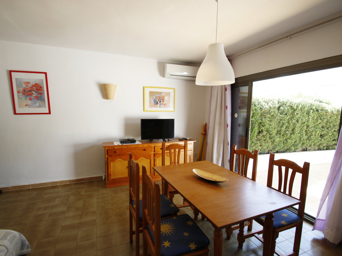 Maison mitoyenne première ligne de plage à Miami Platja - Photo 3