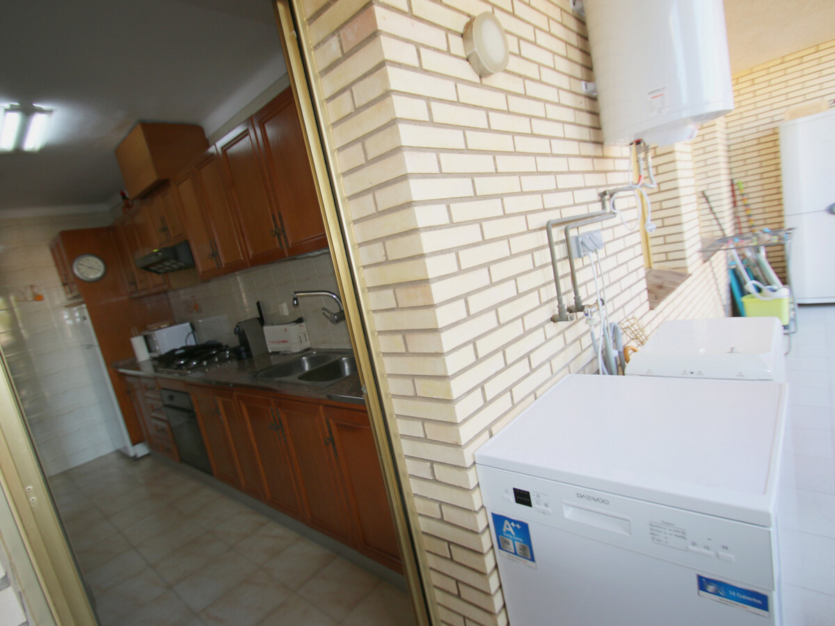Appartement 4 chambres vue mer à 100 m de la plage - Photo 14