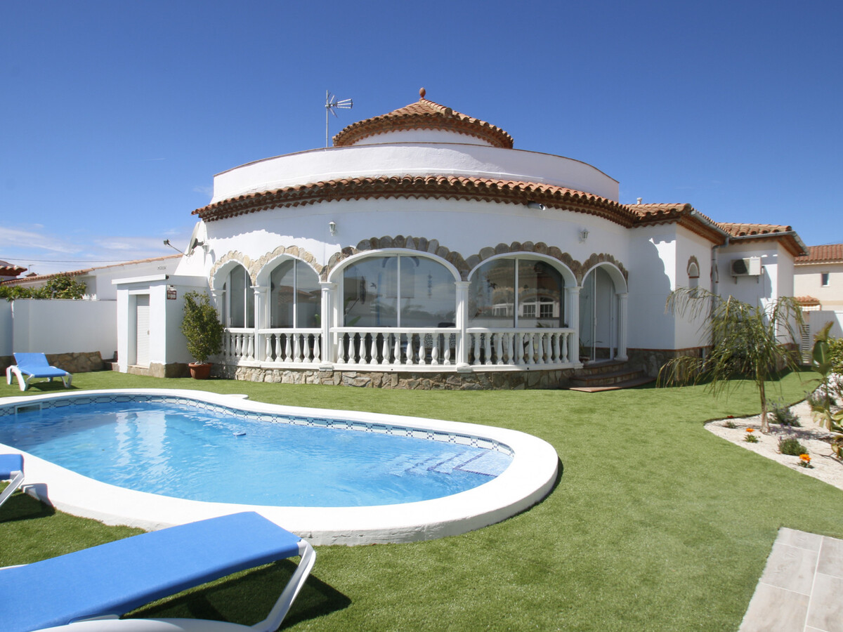 Villa Oasis Costa Dorada, piscine privée 4x8m - 8 pers. - Photo 1