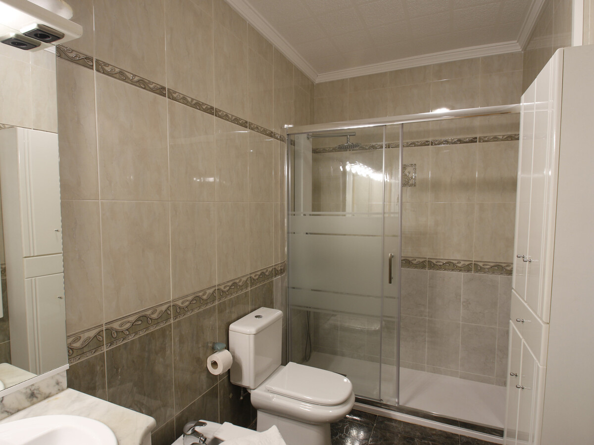 Villa Oasis Costa Dorada, piscine privée 4x8m - 8 pers. - Photo 22
