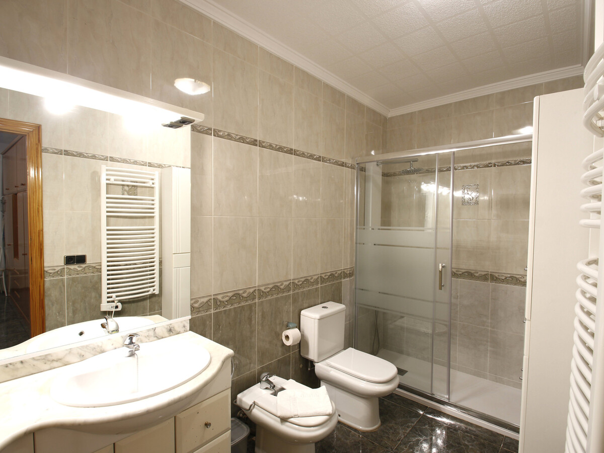 Villa Oasis Costa Dorada, piscine privée 4x8m - 8 pers. - Photo 25