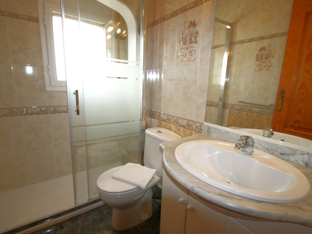 Villa Oasis Costa Dorada, piscine privée 4x8m - 8 pers. - Photo 29
